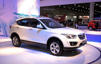 ММАС 2016: новые кроссоверы FAW появятся в России в сентябре