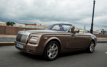 Тест-драйв Rolls-Royce Ghost и Rolls-Royce Phantom Drophead Coupe: репортаж из зазеркалья