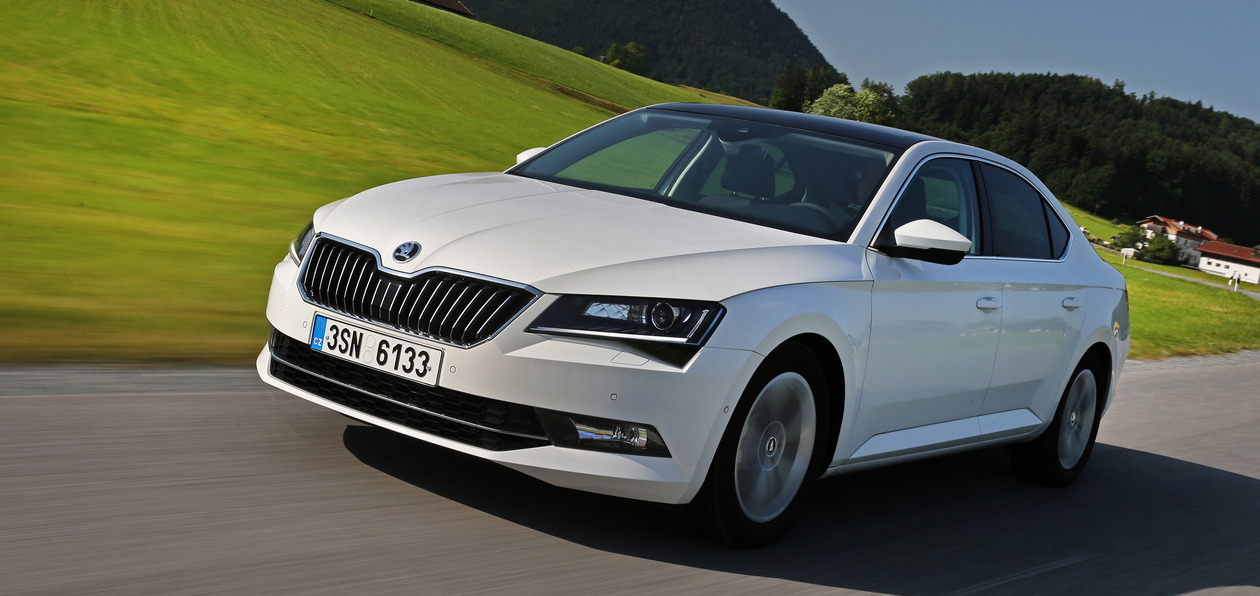 Skoda готовит обновленный Superb