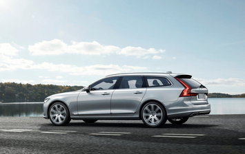 Volvo V90 Cross Country: в России – с 2017 года