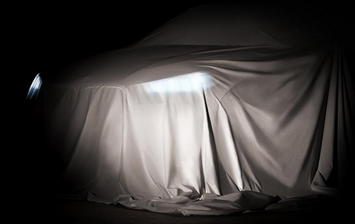 BMW показал тизер нового X2