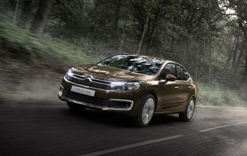 Citroen объявил стартовую цену нового C4 Sedan для России