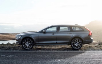 Новый Volvo V90 Cross Country: первые фото