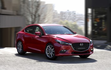 Обновленная Mazda3 получила новую базовую версию