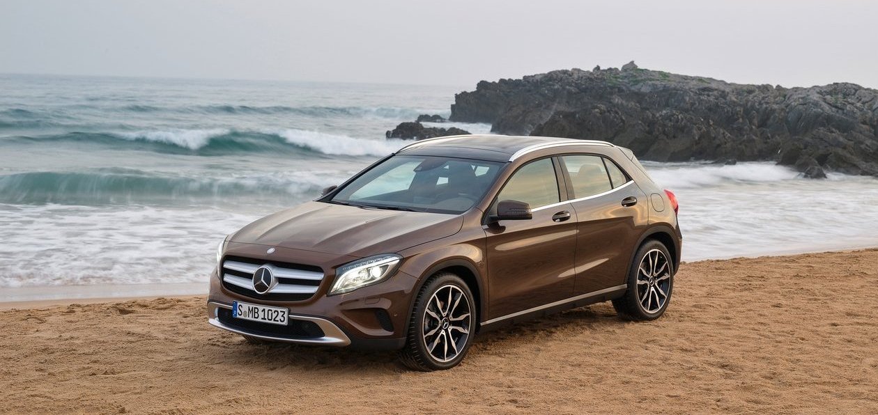 Mercedes испытывает обновленный GLA