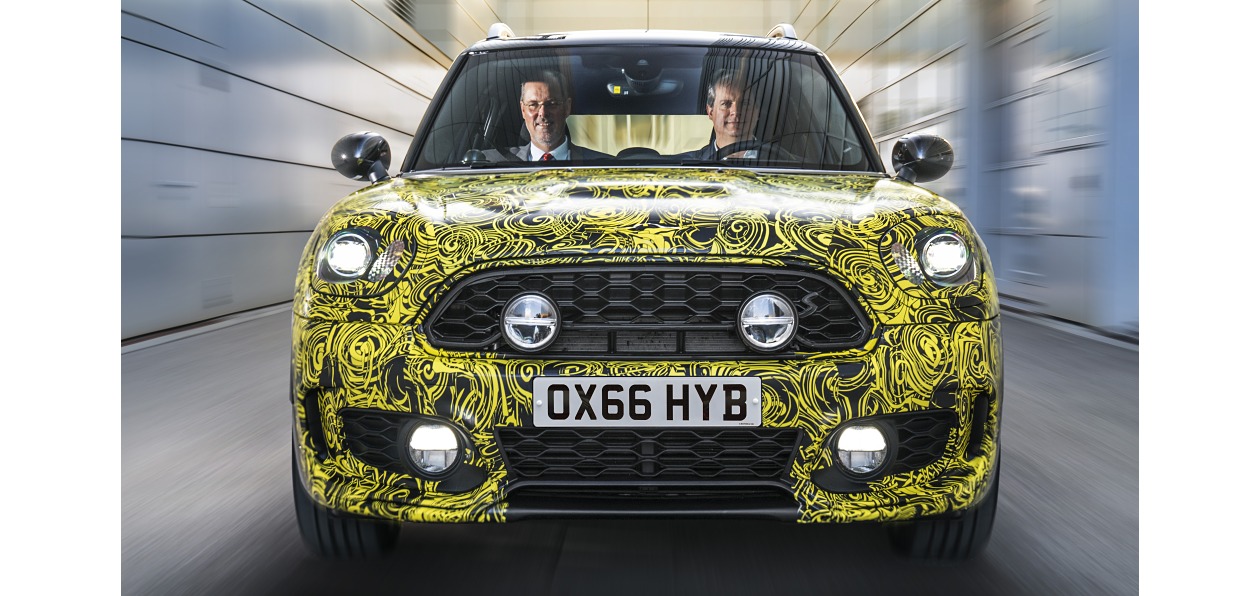 Новый Mini Countryman получит гибридную версию
