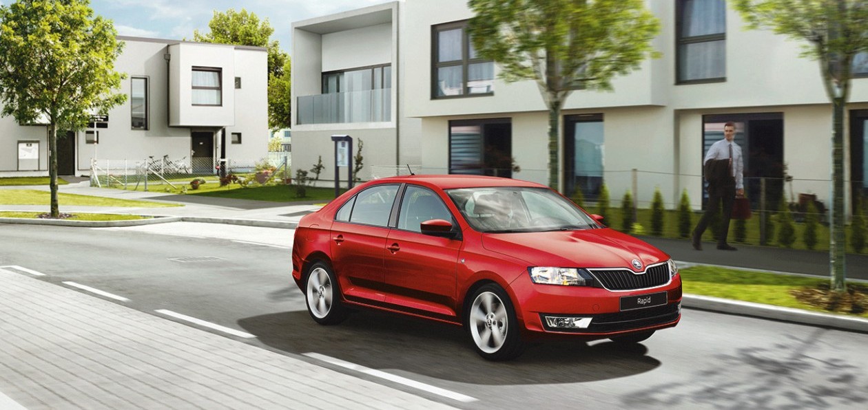 Для Skoda Rapid стали доступны новые варианты окраски