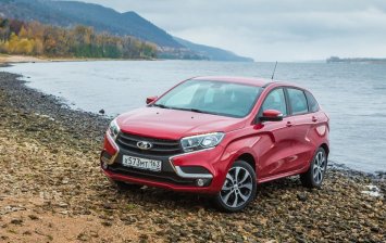 АвтоВАЗ продал 20 тысяч хэтчбеков Lada XRAY