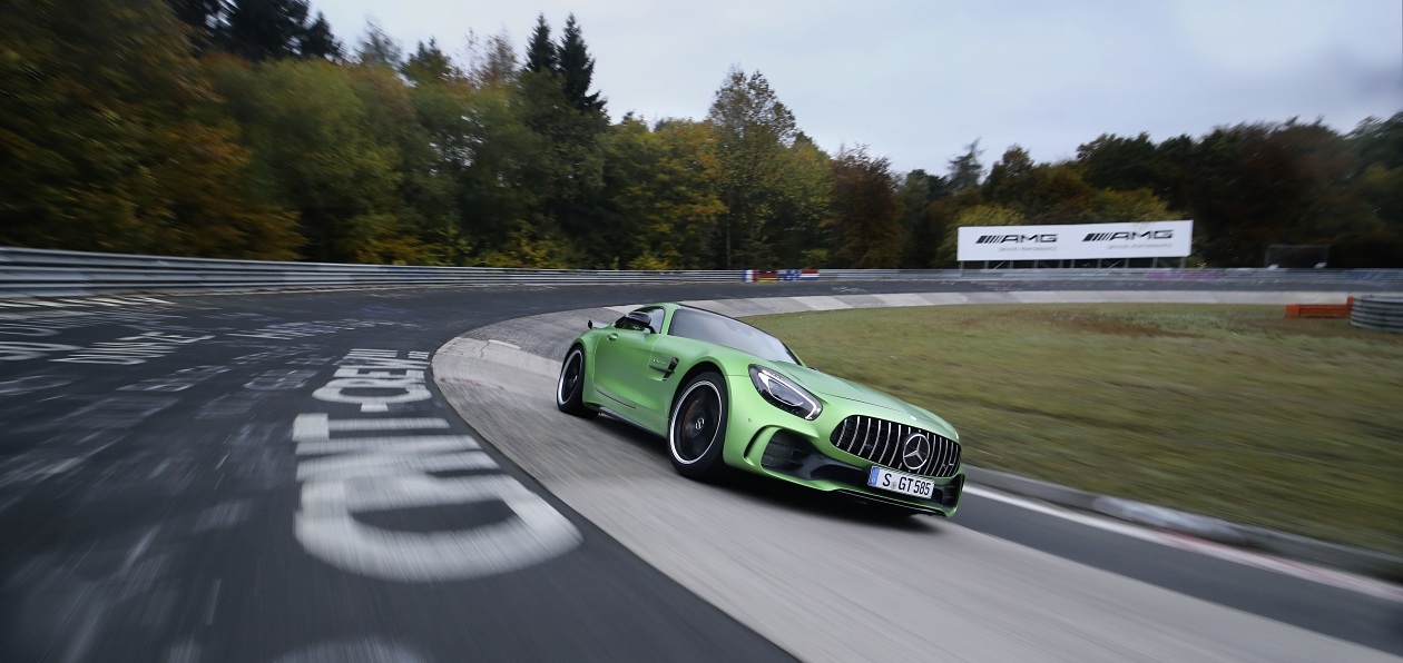 Mercedes-AMG GT R побил рекорд времени круга на Нюрбургринге