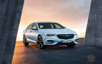 Opel рассекретил новое поколение Insignia
