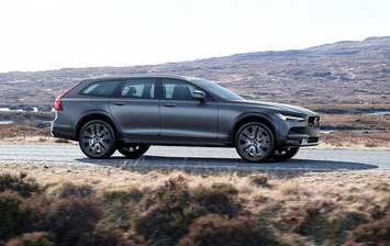 Volvo V90 Cross Country оценен в рублях