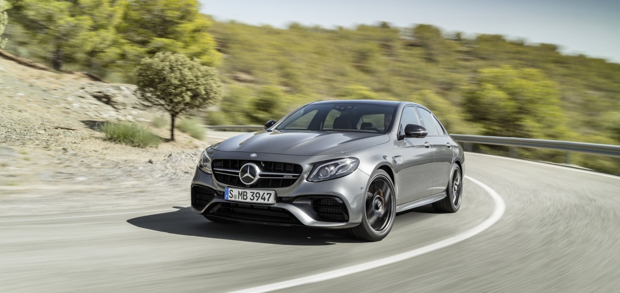 Новый Mercedes-AMG E 63 появится в России грядущей весной