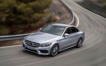 Mercedes тестирует обновленный C-Class