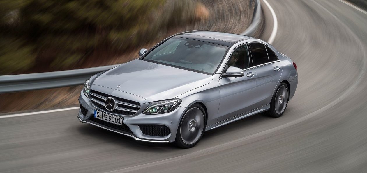 Mercedes тестирует обновленный C-Class