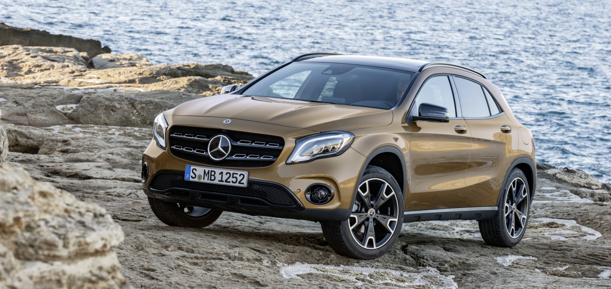 Mercedes объявил российские цены на три новинки