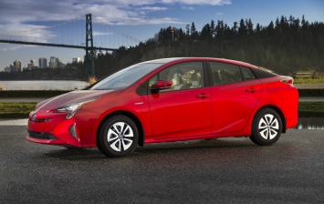 В Toyota подтвердили планы по возвращению Prius в Россию