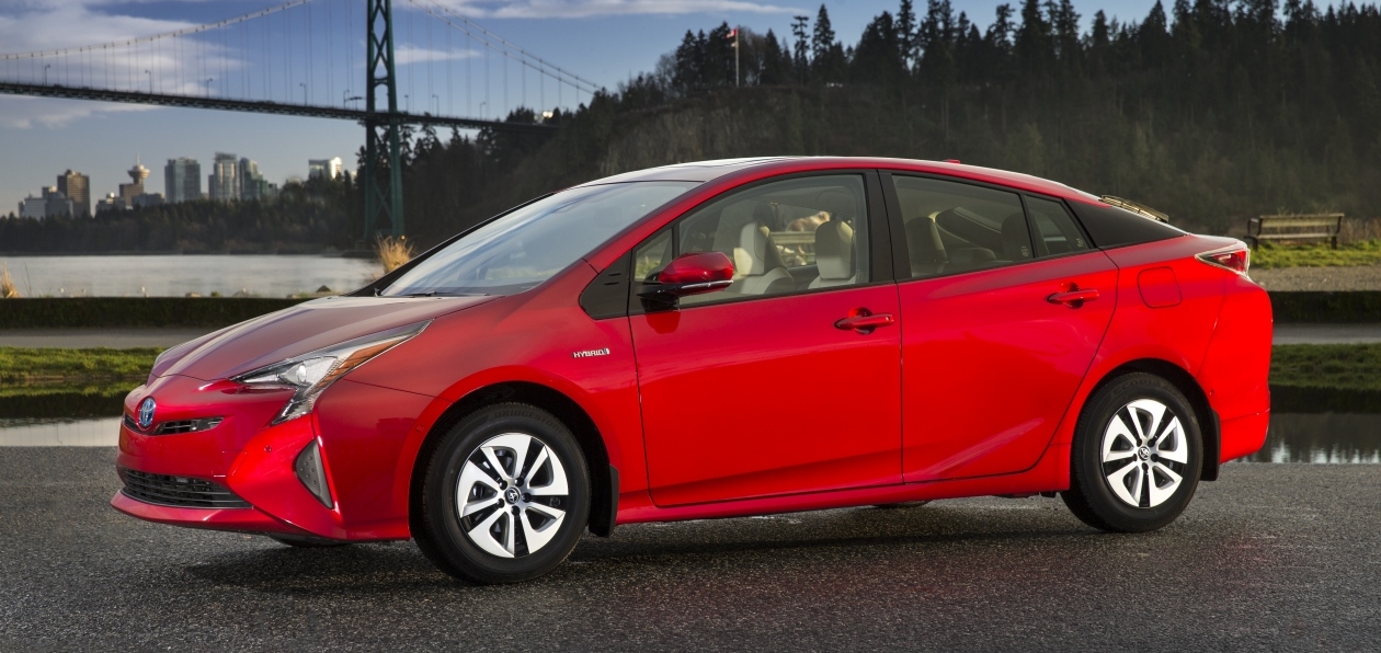 В Toyota подтвердили планы по возвращению Prius в Россию