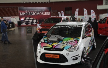 «Мир автомобиля 2017»: что показали в петербургском СКК