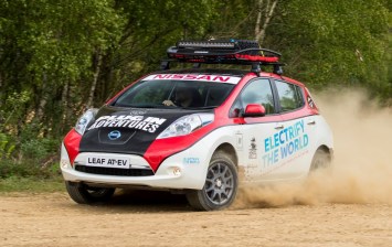 Раллийный Nissan Leaf финиширует в Улан-Удэ