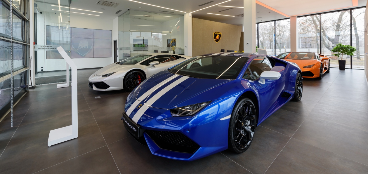 Lamborghini представил в России рекордсмена Нюрбургринга