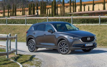 Mazda представила новый CX-5 в России