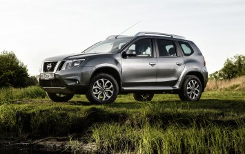 Nissan начинает продажи обновленного Terrano в России