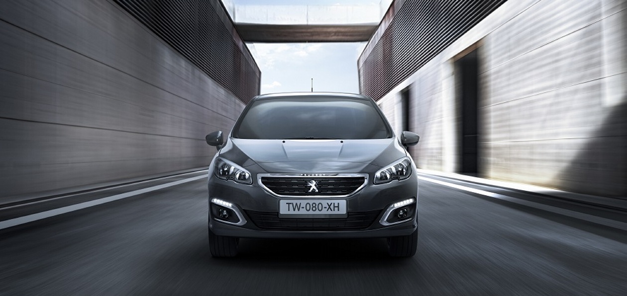 Обновленный Peugeot 408 едет в Россию