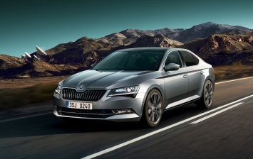 Skoda расширила список оснащения модели Superb