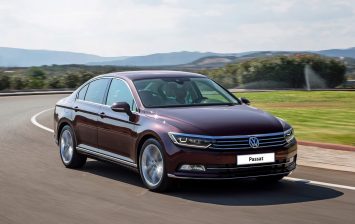 Volkswagen снижает цены на флагманскую модель в России