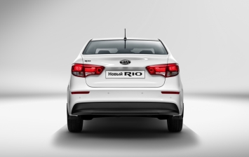 Kia Rio 2017 появится в продаже в конце лета – начале осени