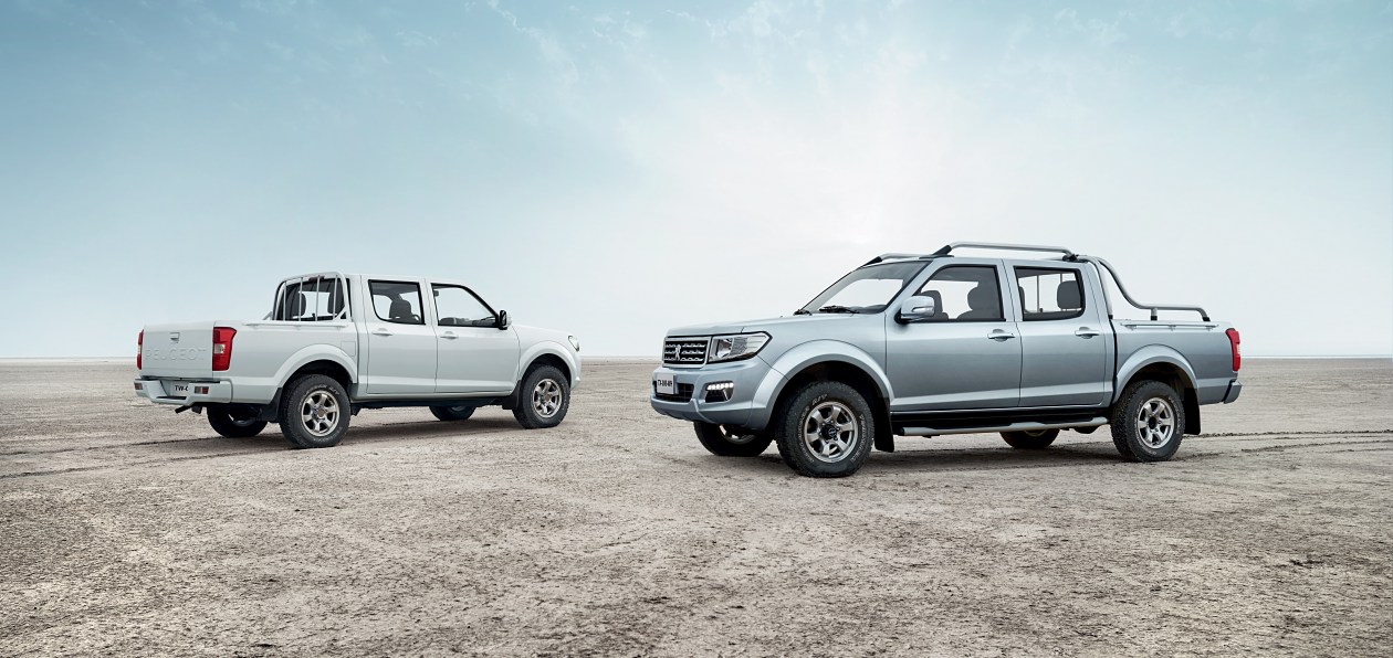 В Peugeot скопировали «китайский» Nissan