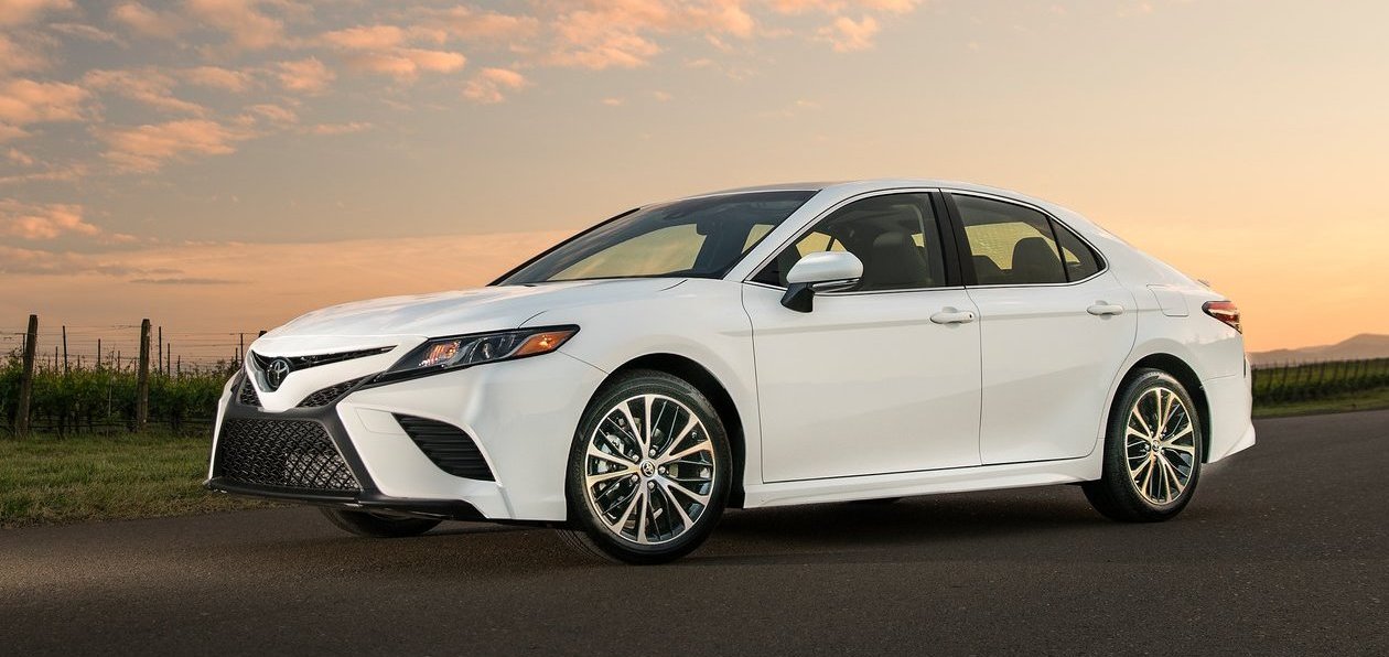 Toyota «оценила» новую Camry