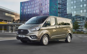 Ford показал обновленный Tourneo Custom
