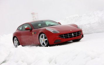 Ferrari готовит свой первый кроссовер