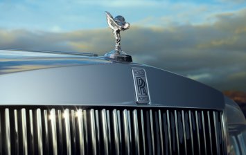 Rolls-Royce тестирует конкурента Bentley Bentayga