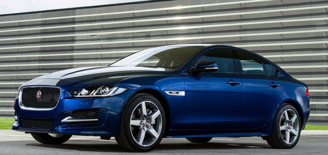 Jaguar XE получил новые моторы