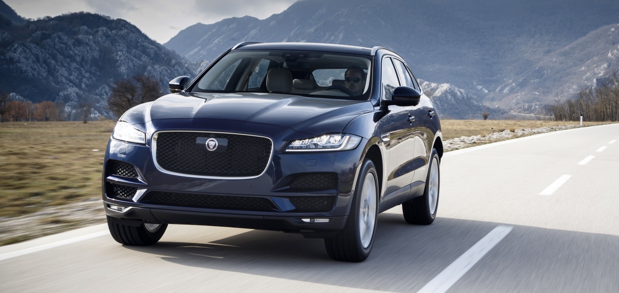 Jaguar представил обновленный F-Pace