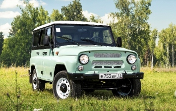 УАЗ отметил юбилей легендарного внедорожника