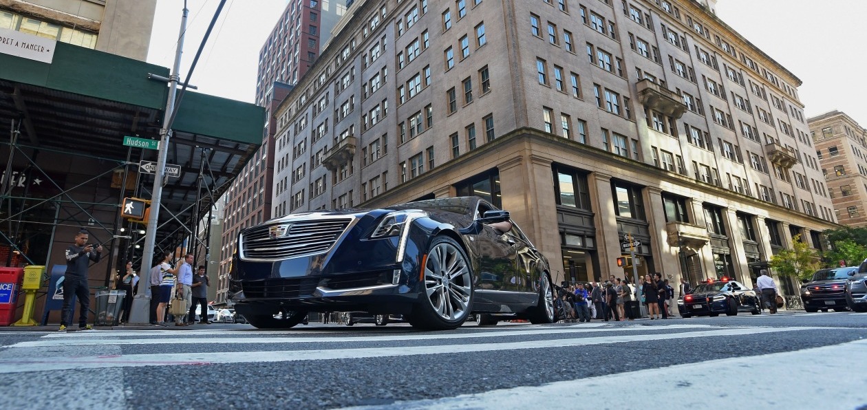 Седаны Cadillac пересекут Америку на автопилоте
