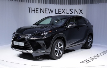 Франкфурт 2017: Lexus обновил кроссовер NX