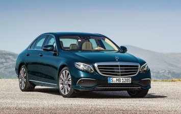 Mercedes отзывает больше 8 тысяч машин в России