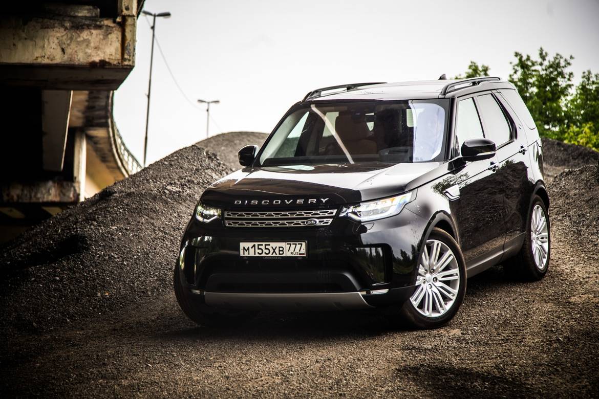 Не пошел: дилеры Land Rover пожаловались на продажи нового Discovery V