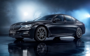 «Семерка» BMW получила новую спецверсию для России