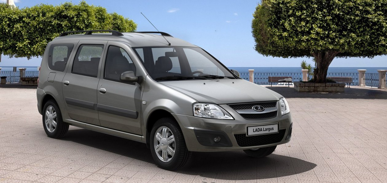 Универсал Lada Largus стал мощнее