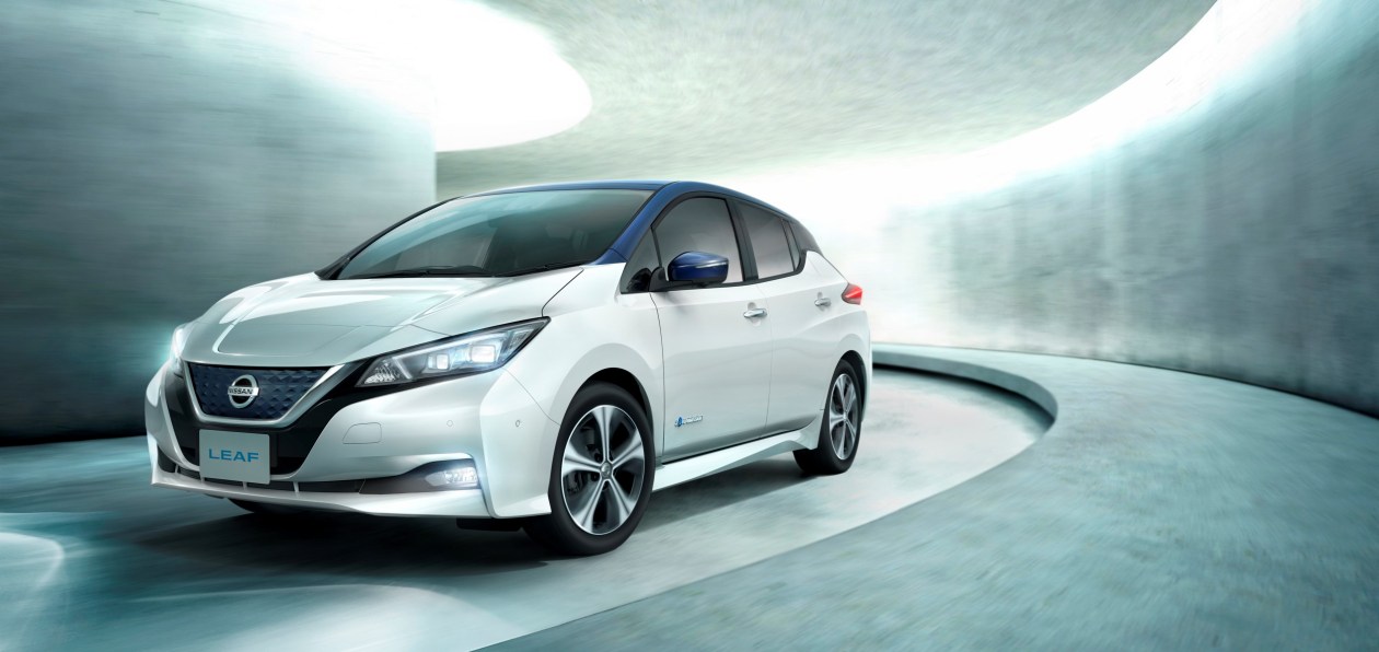 Nissan представил европейцам новый Leaf