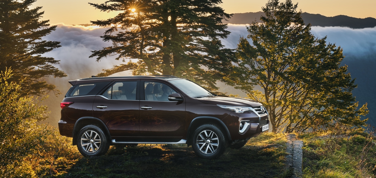 Toyota Fortuner стал доступен для заказа в России