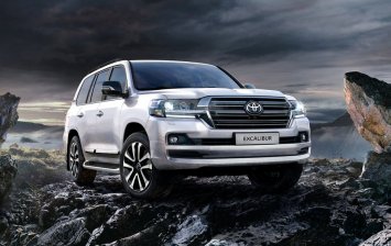 Внедорожник Toyota Land Cruiser 200 стал доступен в новой спецсерии