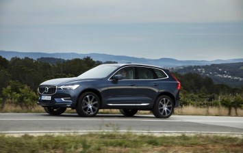 Новый Volvo XC60 оценен в рублях