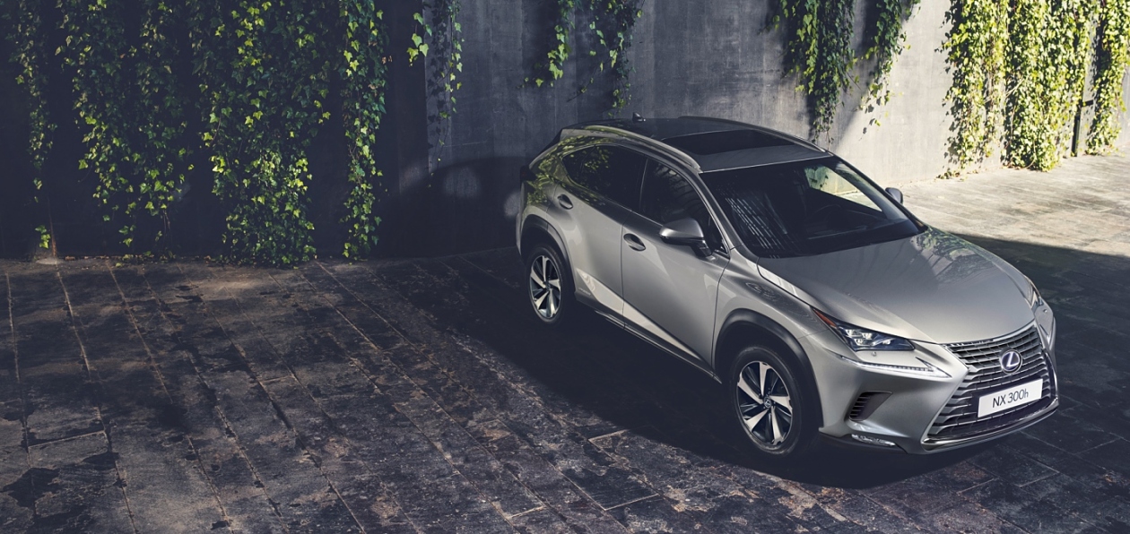 В России стартовали продажи обновленного Lexus NX