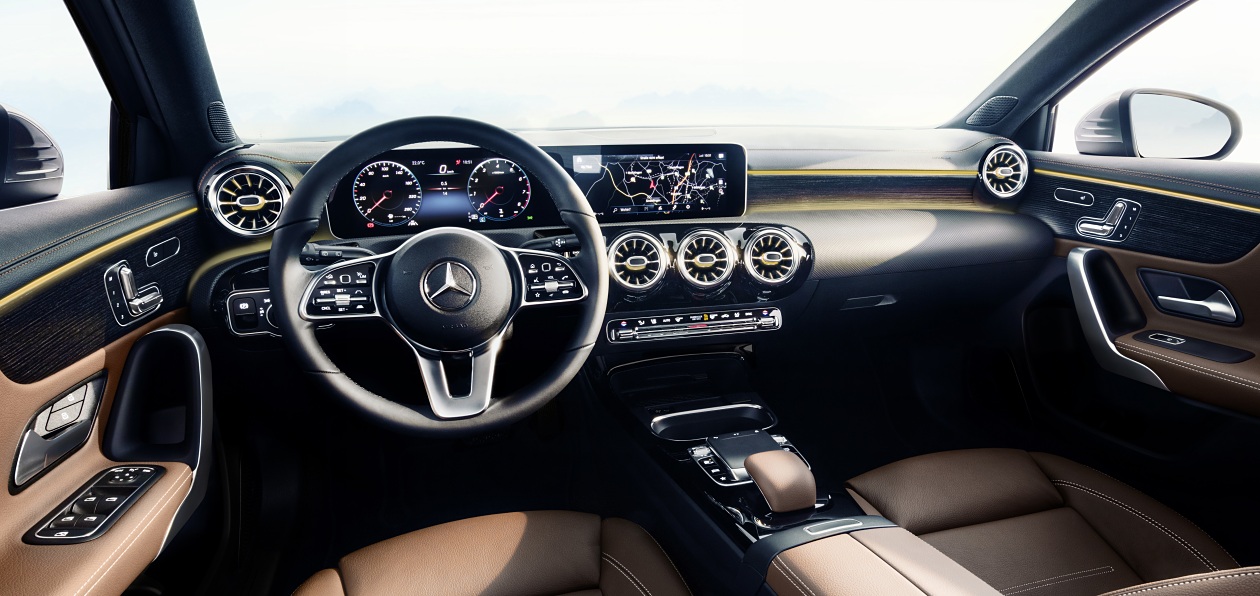 Mercedes показал салон нового A-Class